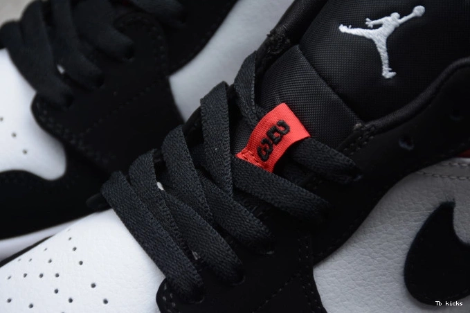 Reps TBK Low Jordan Black 1 Air 553558-116 Toe 0820